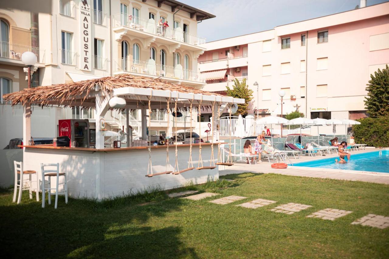Hotel Villa Augustea ริมินี ภายนอก รูปภาพ