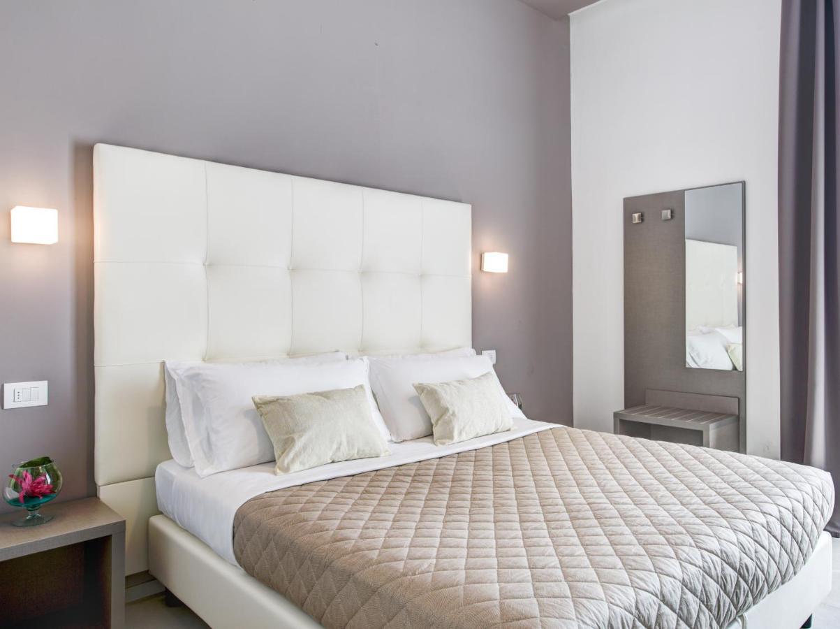 Hotel Villa Augustea ริมินี ภายนอก รูปภาพ
