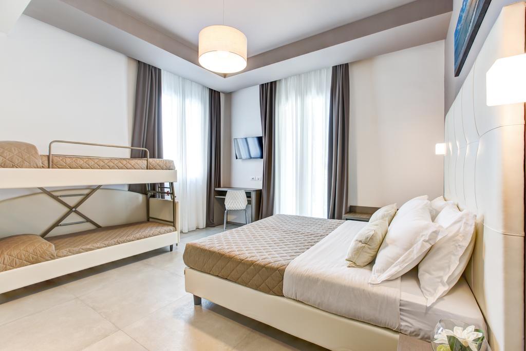 Hotel Villa Augustea ริมินี ภายนอก รูปภาพ